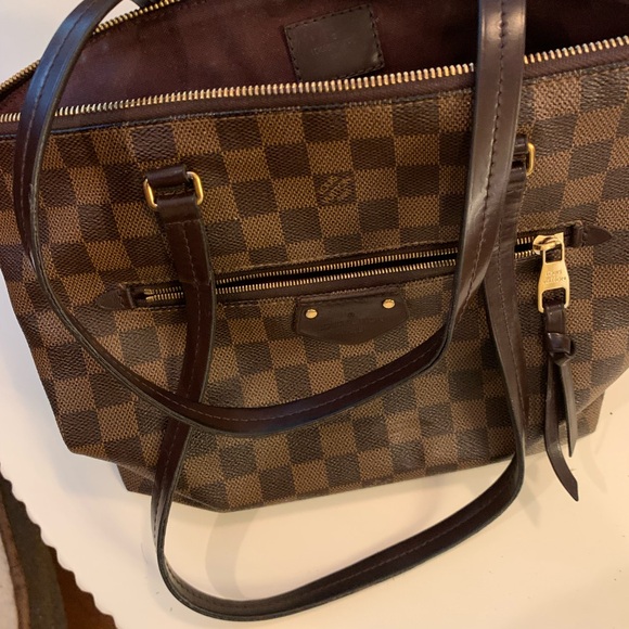 Louis Vuitton Handbag - Picture 13 of 16